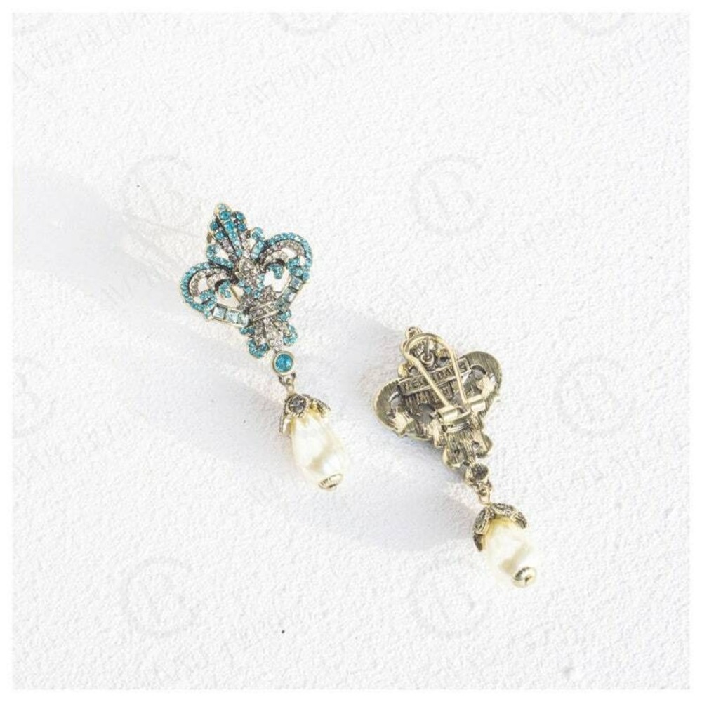 NEW Heidi‎ Daus fleur de lis Earrings - Picture 4 of 8